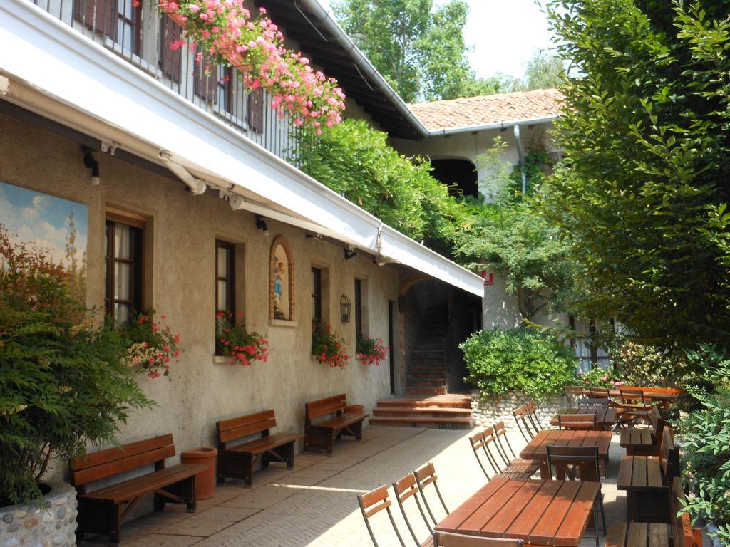 Agriturismo Cassinazza Orsenigo Exteriör bild
