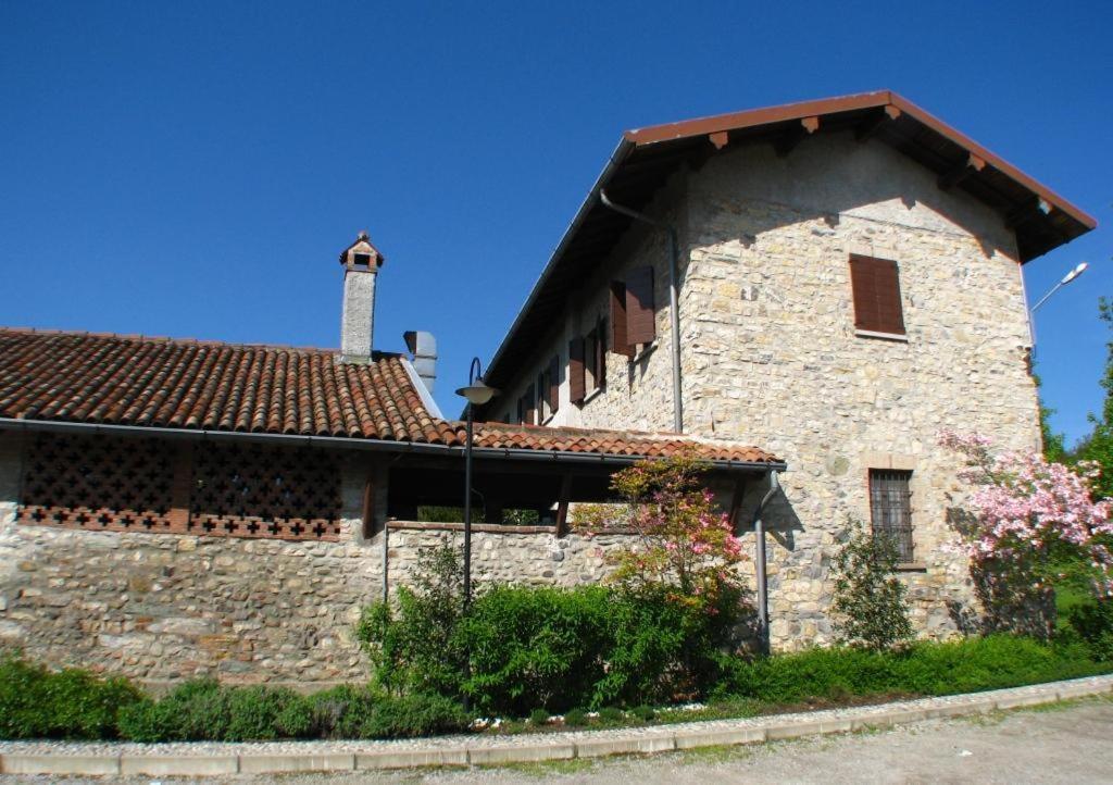 Agriturismo Cassinazza Orsenigo Exteriör bild