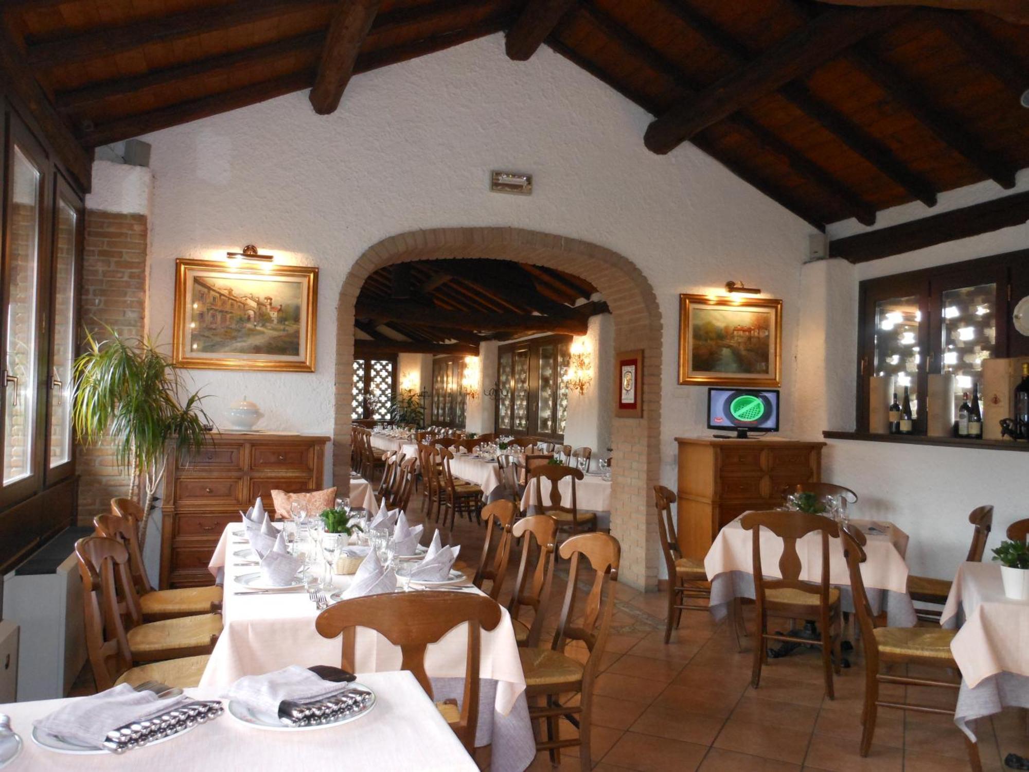 Agriturismo Cassinazza Orsenigo Exteriör bild