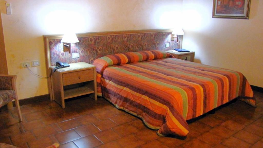 Agriturismo Cassinazza Orsenigo Rum bild